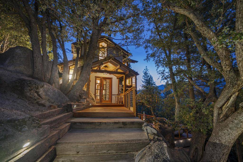 Idyllwild, CA 92549,54789 Wildwood DR