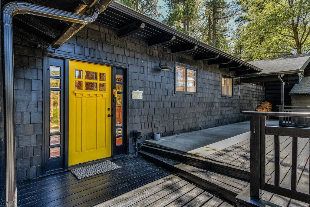 Idyllwild, CA 92549,53155 Toll Gate RD