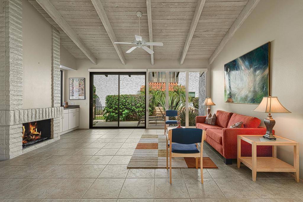 Palm Springs, CA 92264,1399 Invierno DR