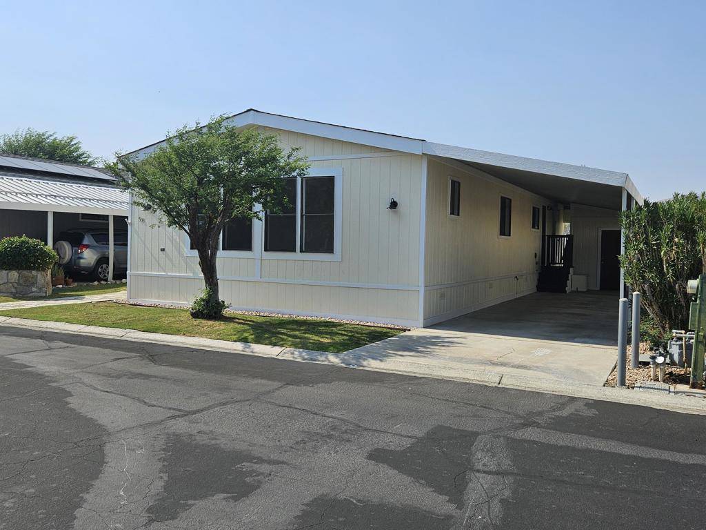 Desert Hot Springs, CA 92240,15300 Palm DR #98