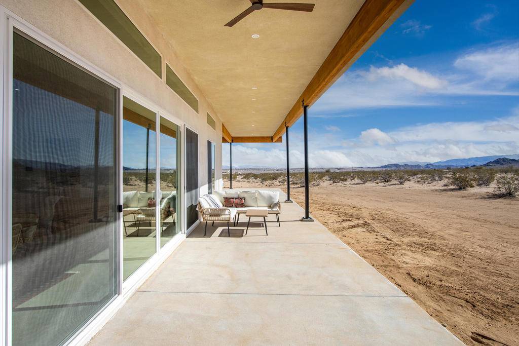 Joshua Tree, CA 92252,62751 Winters RD