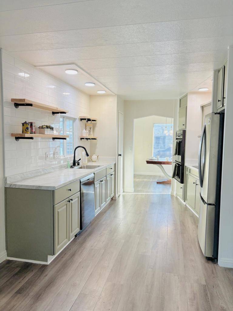 Thousand Palms, CA 92276,32610 Southern Hills AVE