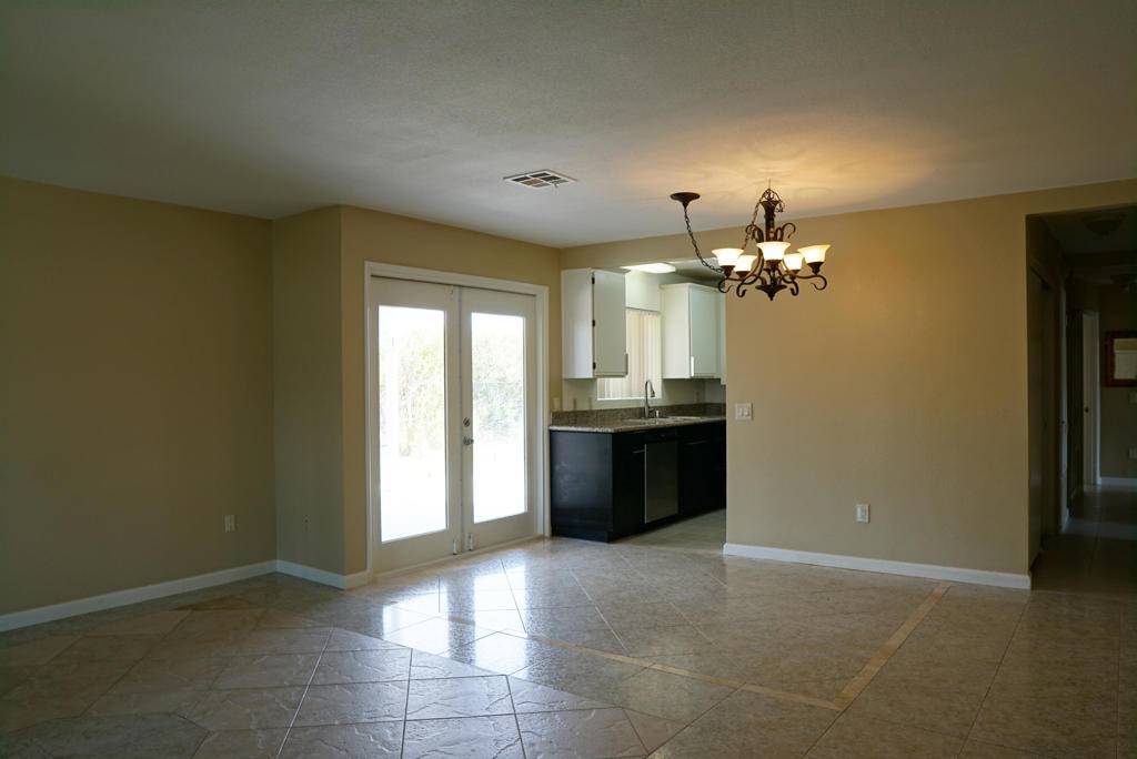 Palm Springs, CA 92262,481 W Sunview AVE