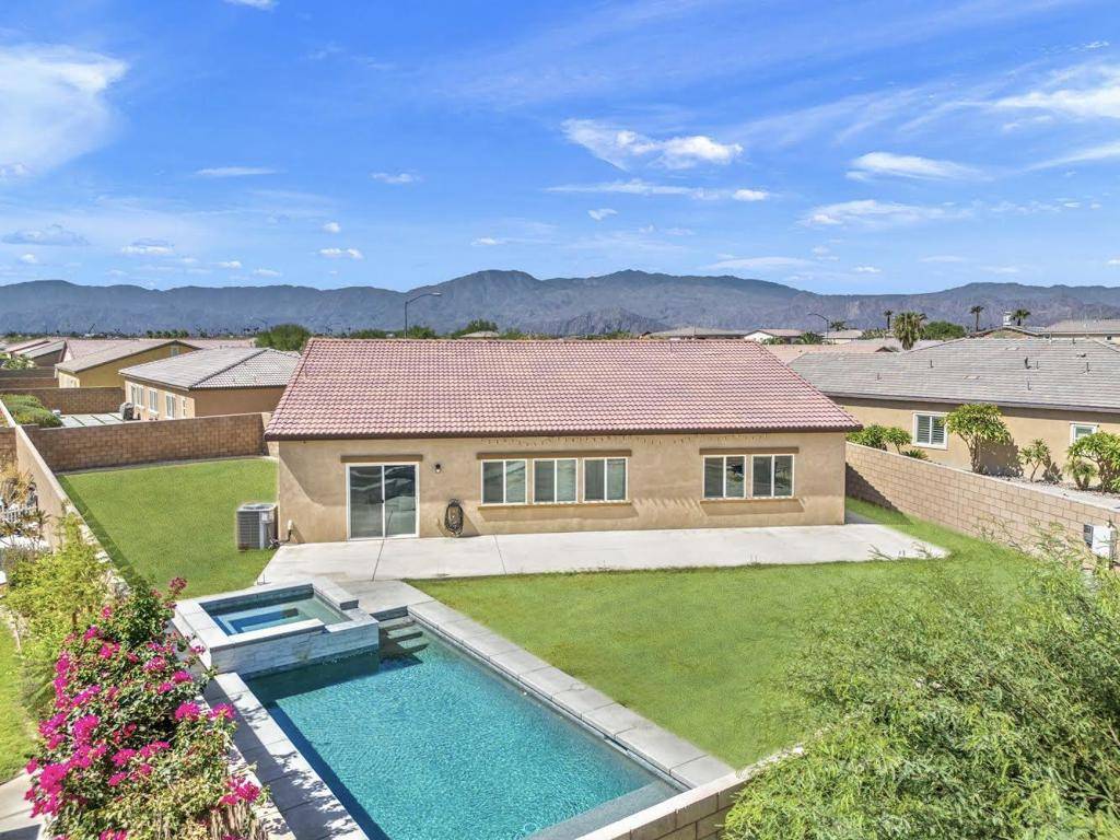 Indio, CA 92203,42532 Saragoza CT