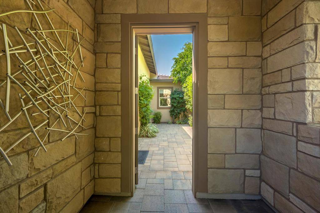 Indio, CA 92201,51245 Charlbury ST