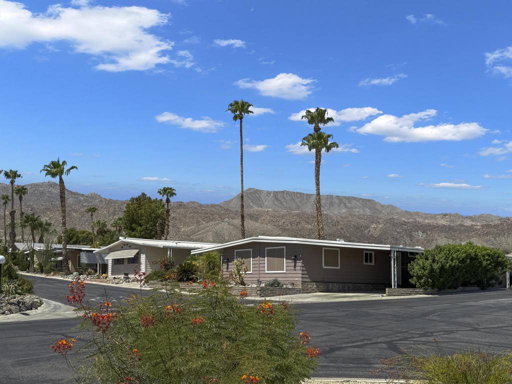 Palm Desert, CA 92260,49305 Highway 74 #70