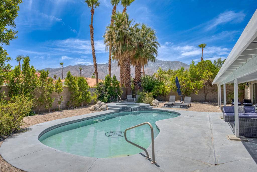 Palm Springs, CA 92262,1479 E Francis DR