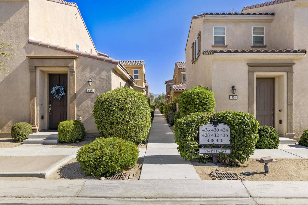 Palm Desert, CA 92211,436 Via De La Paz