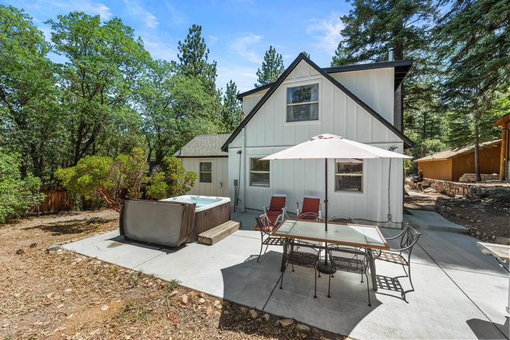 Big Bear, CA 92315,774 Eureka DR