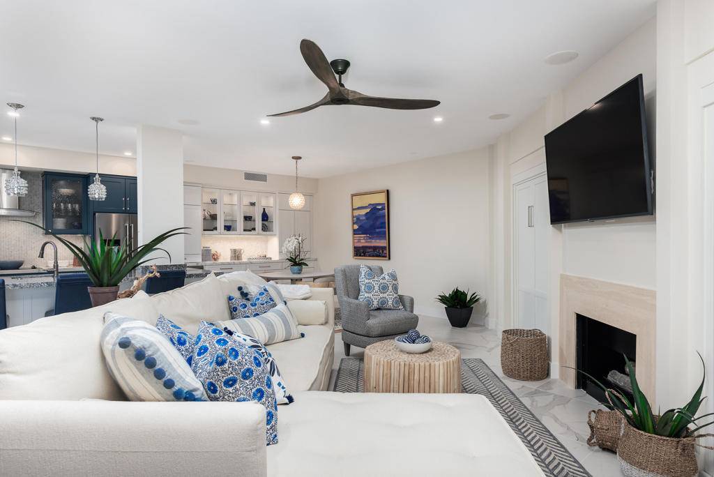 Rancho Mirage, CA 92270,900 Island DR #405