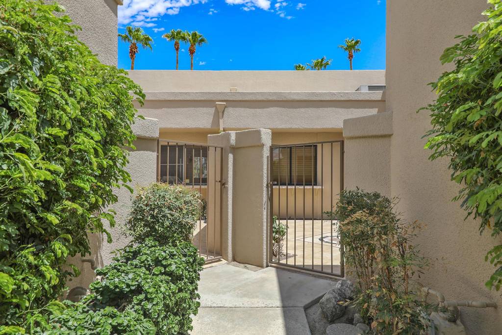Palm Desert, CA 92211,76790 Chrysanthemum WAY