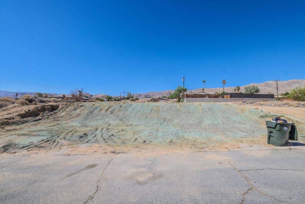 Desert Hot Springs, CA 92240,66790 San Remo RD