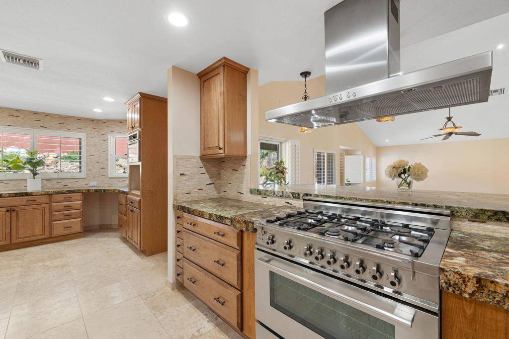Palm Desert, CA 92211,39165 Regency WAY
