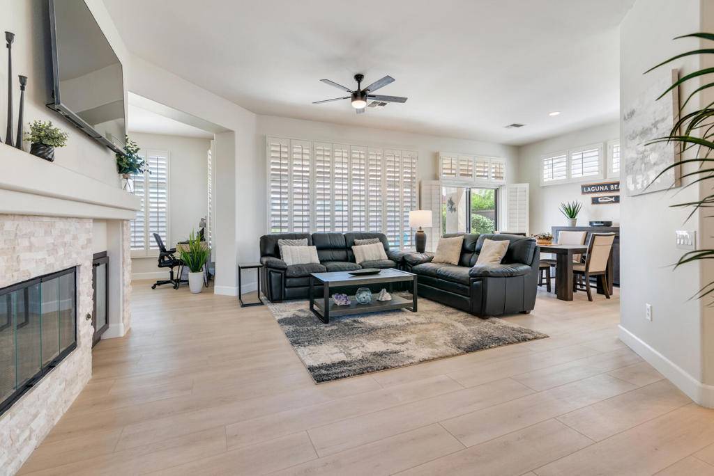 Palm Desert, CA 92211,78516 Platinum DR