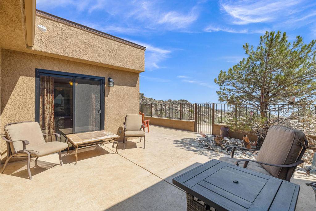 Mountain Center, CA 92561,70770 S View DR