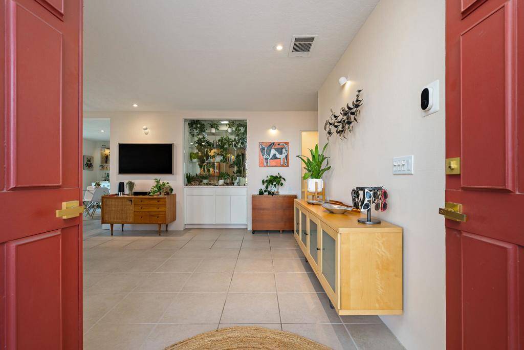 Palm Springs, CA 92262,2501 N Whitewater Club DR #B