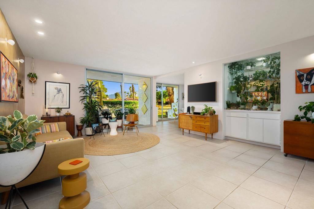 Palm Springs, CA 92262,2501 N Whitewater Club DR #B