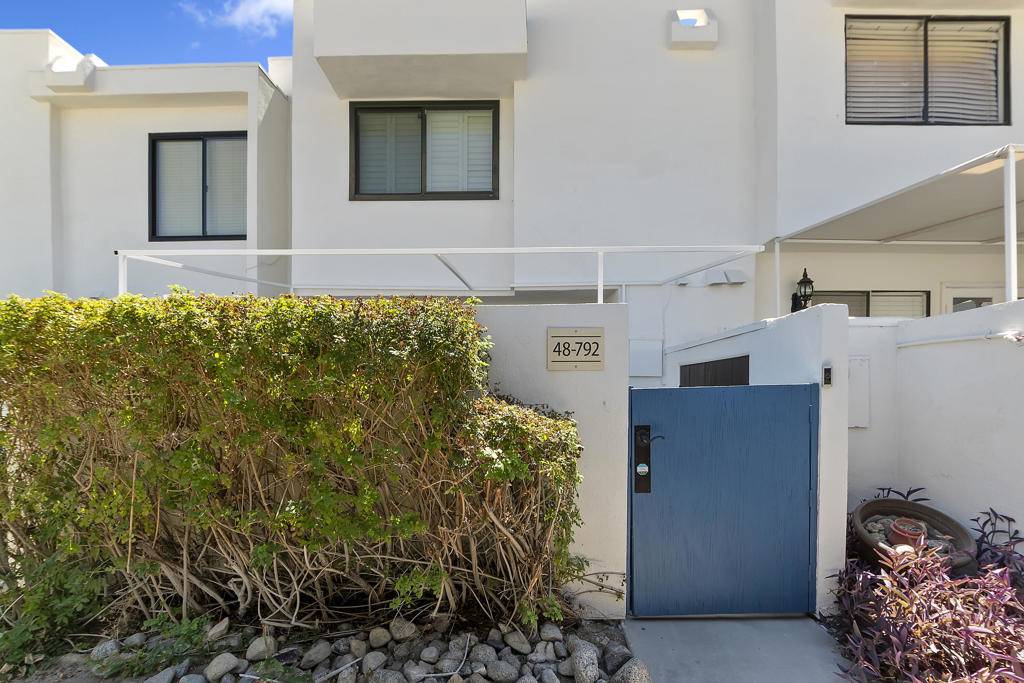 Palm Desert, CA 92260,48792 Desert Flower DR