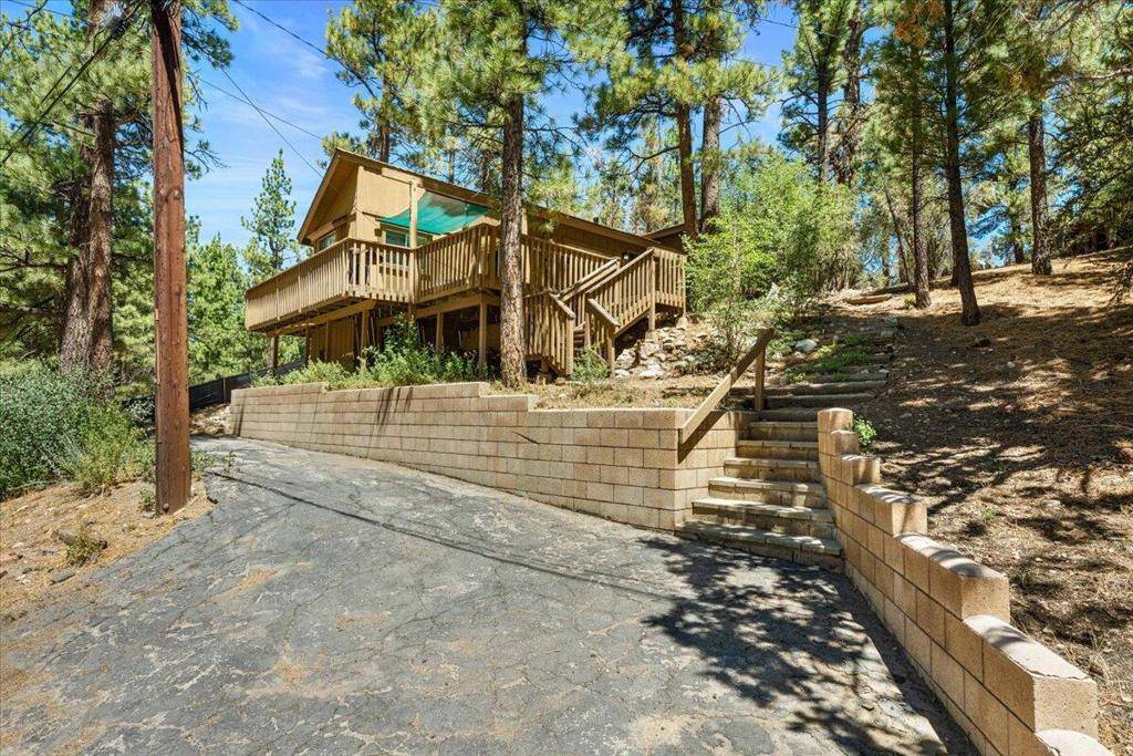 Big Bear, CA 92314,129 W Rainbow BLVD