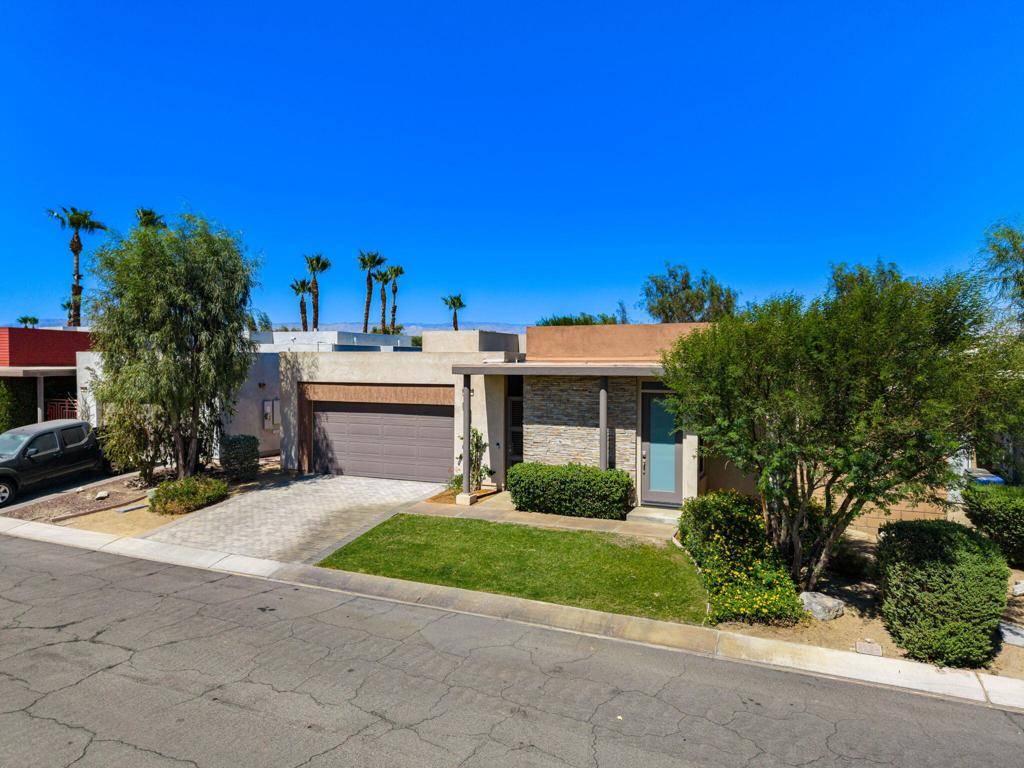 Palm Springs, CA 92262,730 Equinox WAY