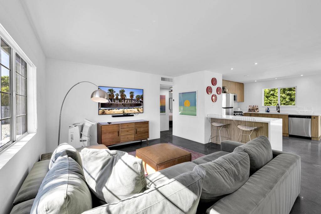 Palm Springs, CA 92262,2357 N Viminal RD