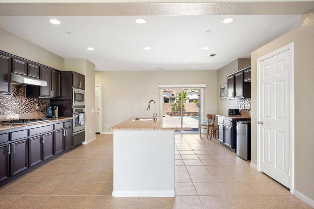 Palm Springs, CA 92262,3764 Vista Dunes