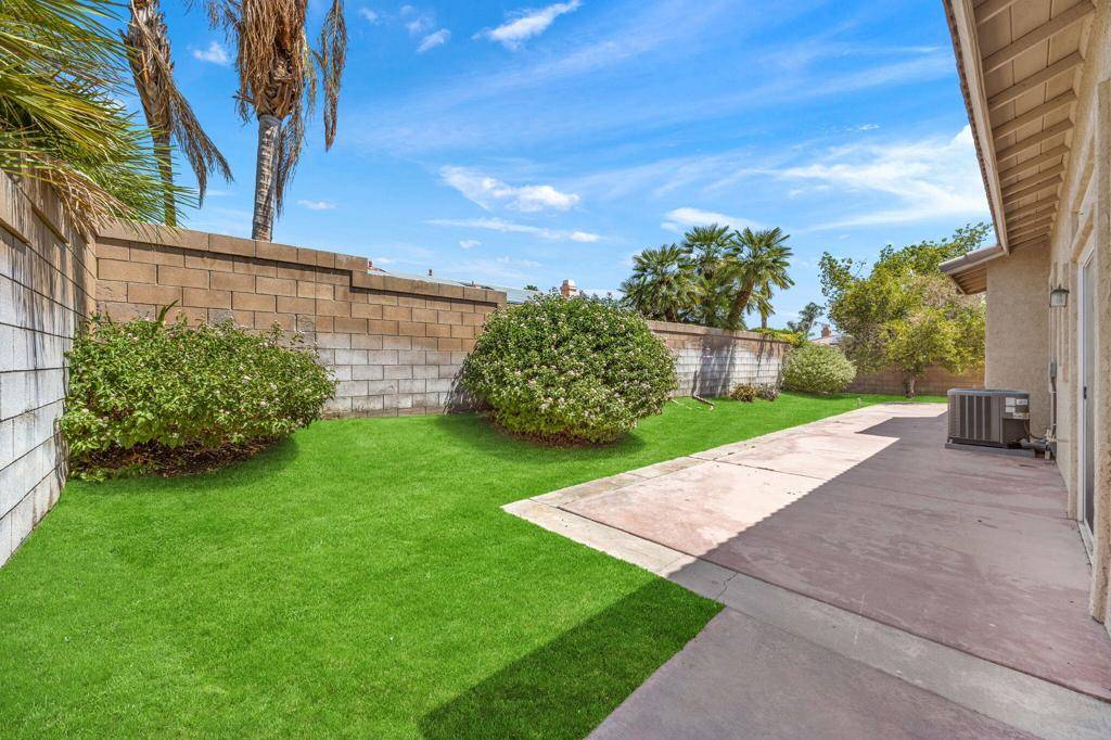 La Quinta, CA 92253,79110 Victoria DR