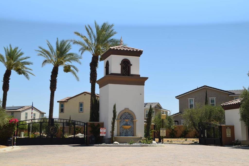 Cathedral City, CA 92234,525 Via Assisi