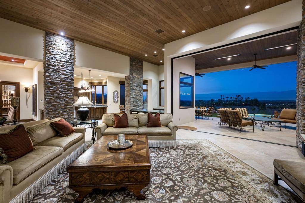 Rancho Mirage, CA 92270,9 Nebulae Way