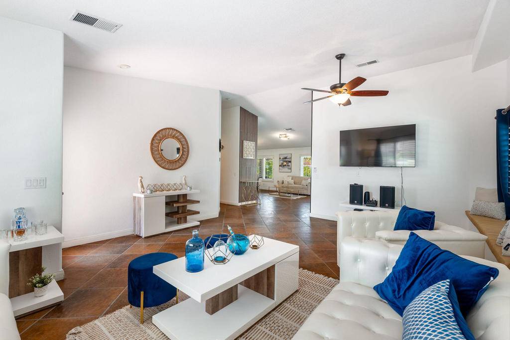 La Quinta, CA 92253,47845 Via Firenze