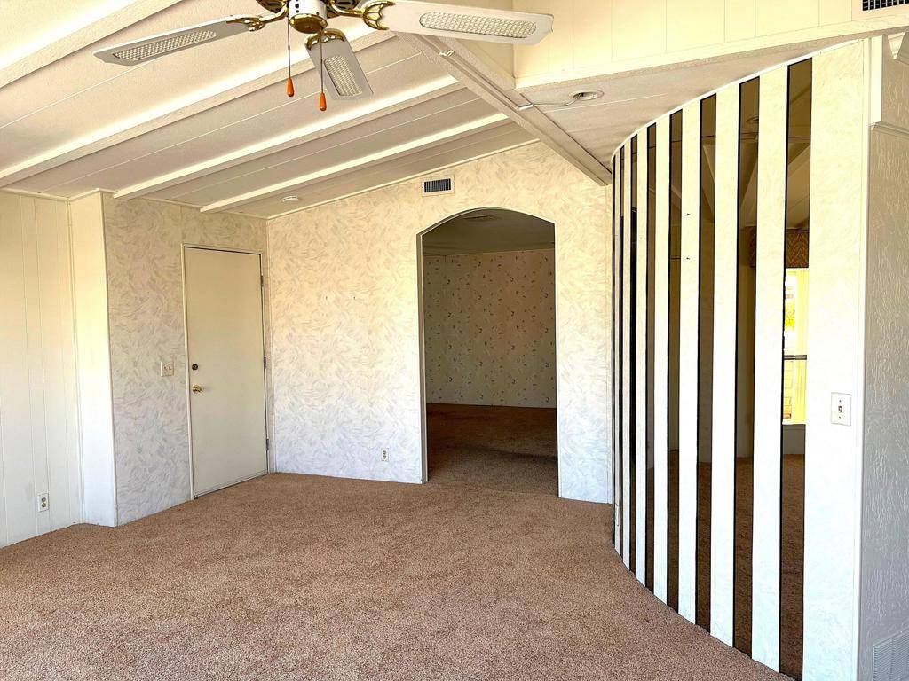 Palm Desert, CA 92260,42585 Granite Pl