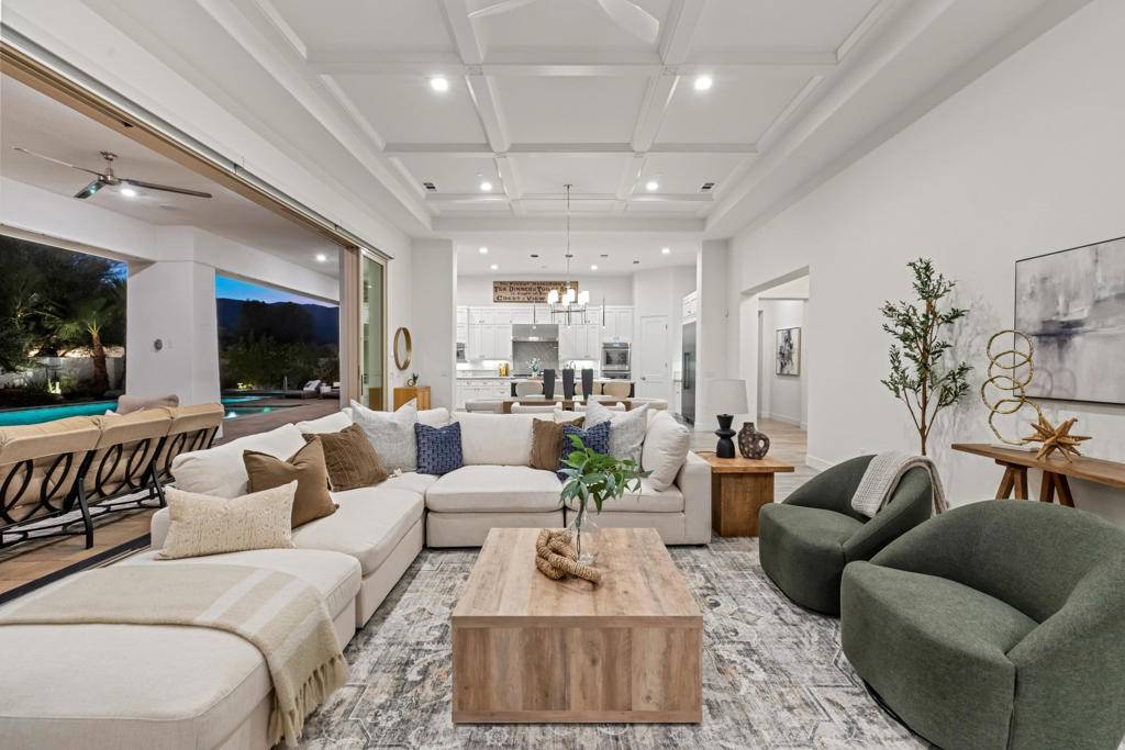 La Quinta, CA 92253,81350 Merv Griffin WAY