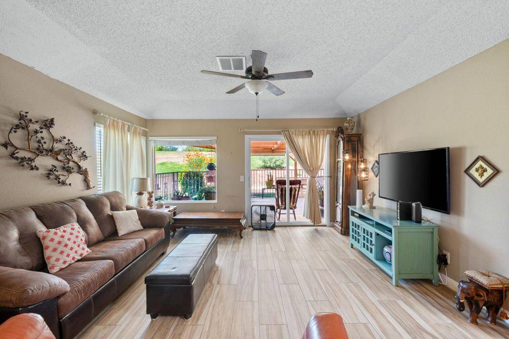 Indio, CA 92201,49275 Douglas ST