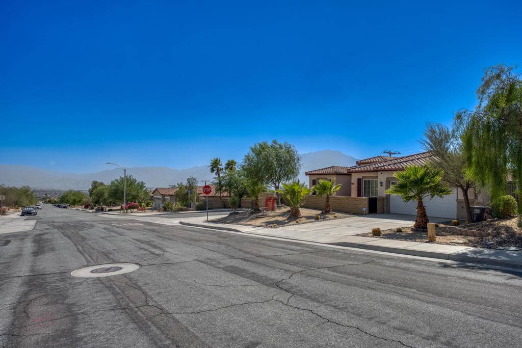 Desert Hot Springs, CA 92240,11351 Pomelo DR