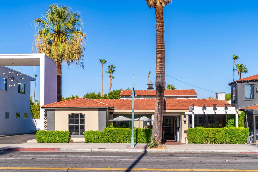 Palm Springs, CA 92262,664 Palm Canyon DR