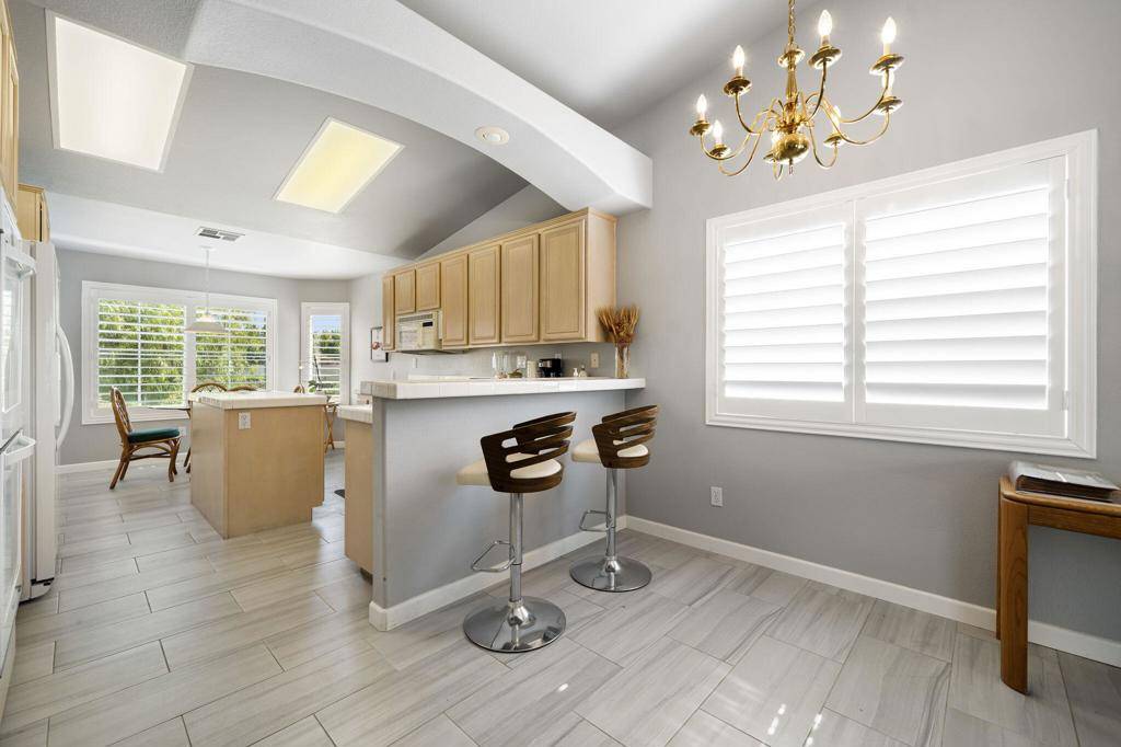 Palm Desert, CA 92211,76 Sutton PL S