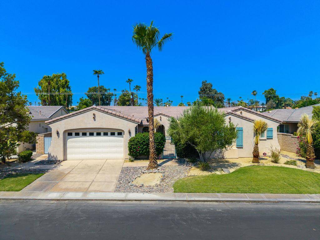 La Quinta, CA 92253,43501 Parkway Esplanade W