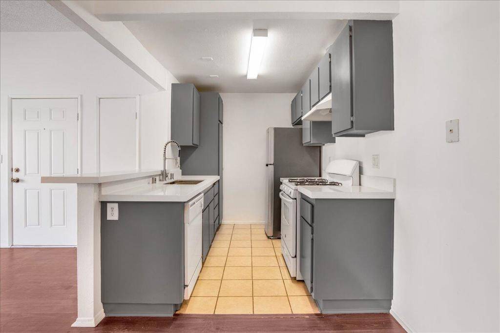 Indio, CA 92201,44260 Monroe ST ## 54