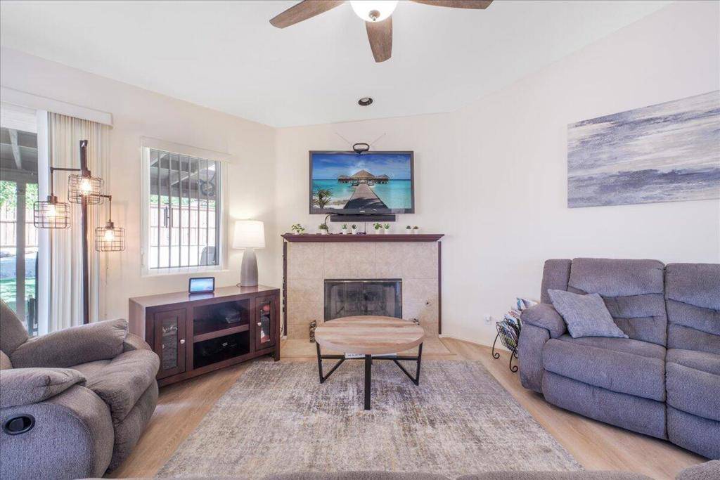 Thousand Palms, CA 92276,30654 Robert RD