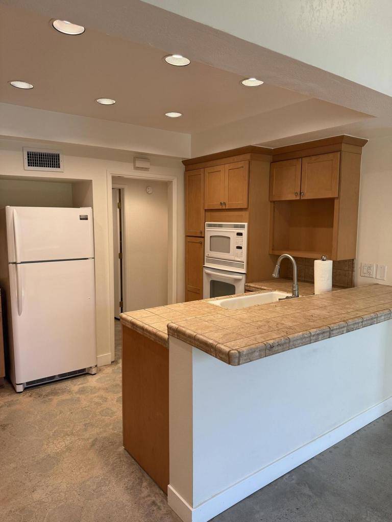 Palm Springs, CA 92264,1833 S Araby DR #32
