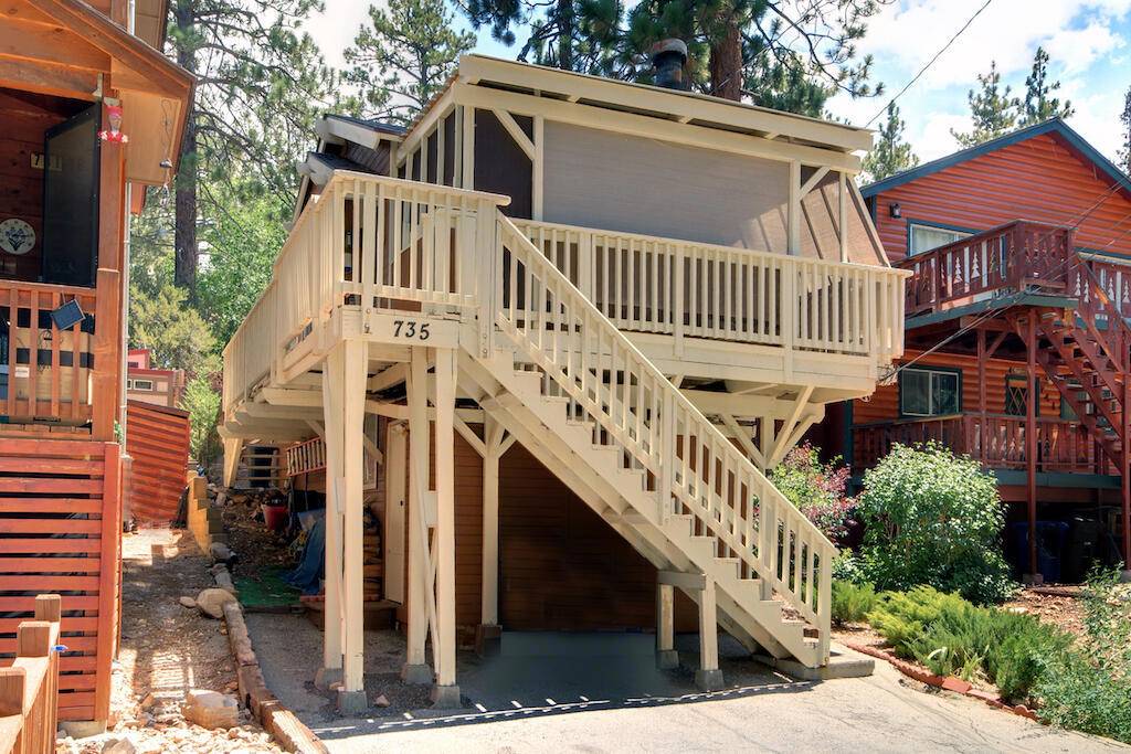 Sugarloaf, CA 92386,735 Santa Barbara AVE