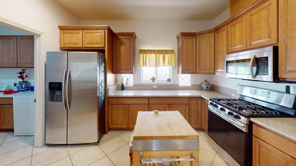 Desert Hot Springs, CA 92240,65057 Cliff CIR S