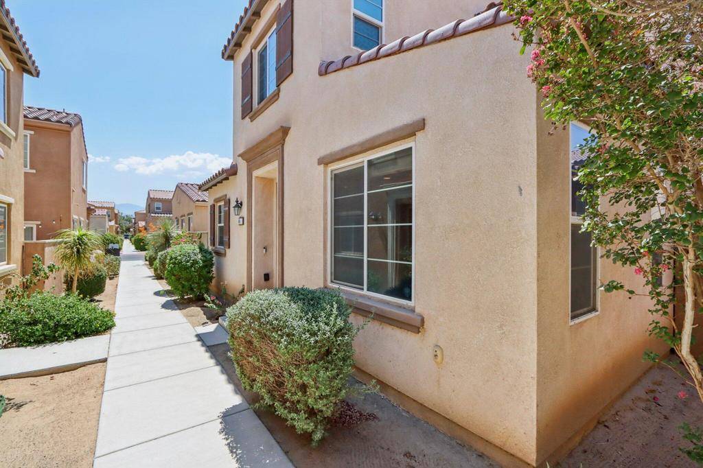 Palm Desert, CA 92211,414 Via De La Paz