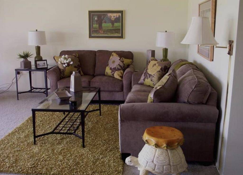 Palm Desert, CA 92211,43420 Illinois AVE