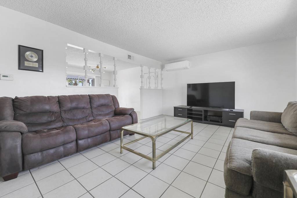 Palm Desert, CA 92260,42570 Stephani CIR