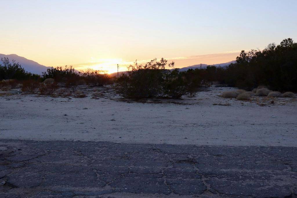 Desert Hot Springs, CA 92240,0 United RD