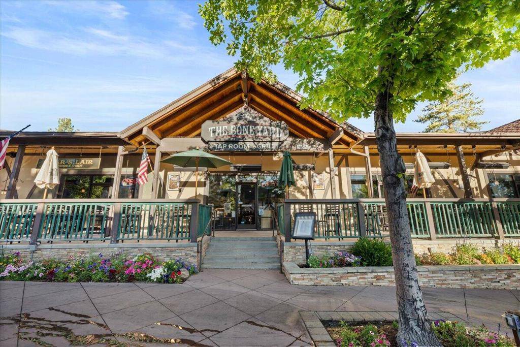 Big Bear, CA 92315,560 Pine Knot BLVD