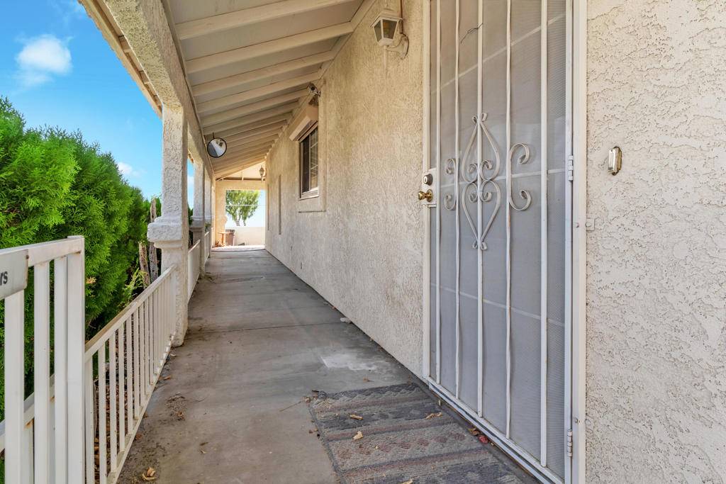 Desert Hot Springs, CA 92240,68480 Hacienda AVE