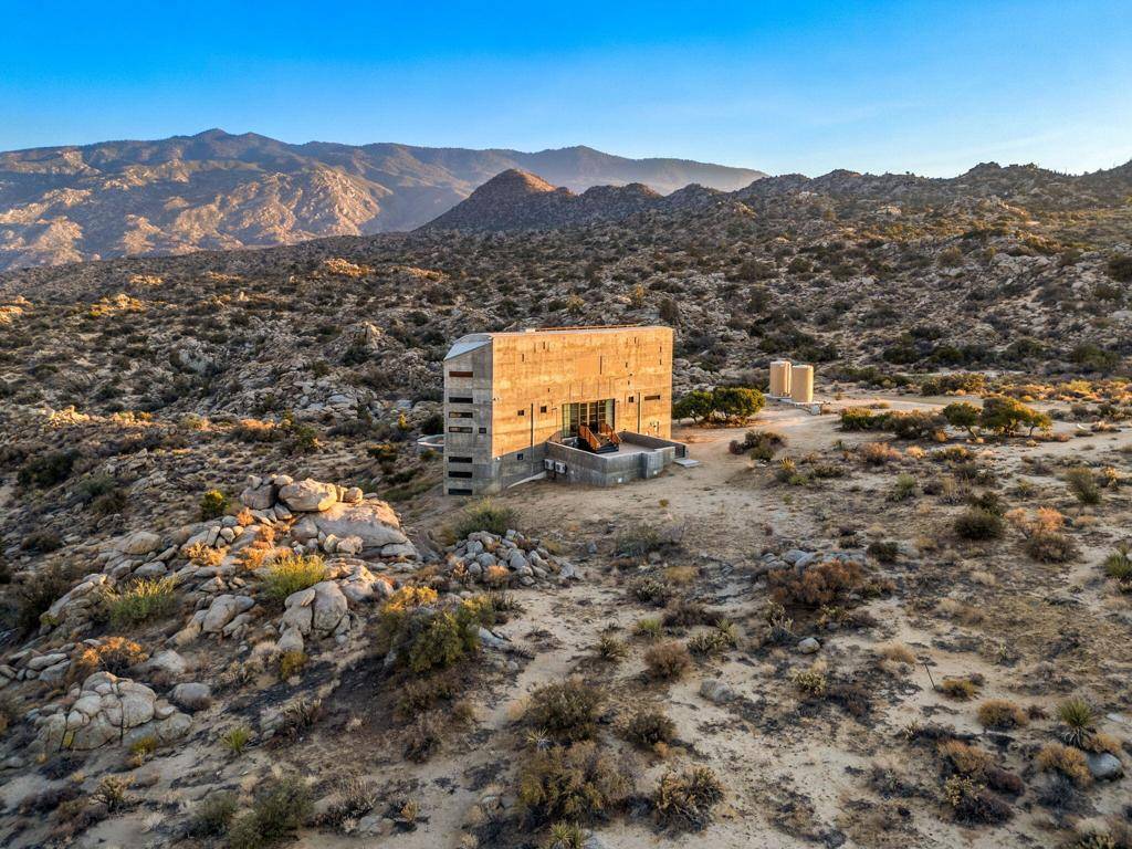 Mountain Center, CA 92561,60240 Juniper RD