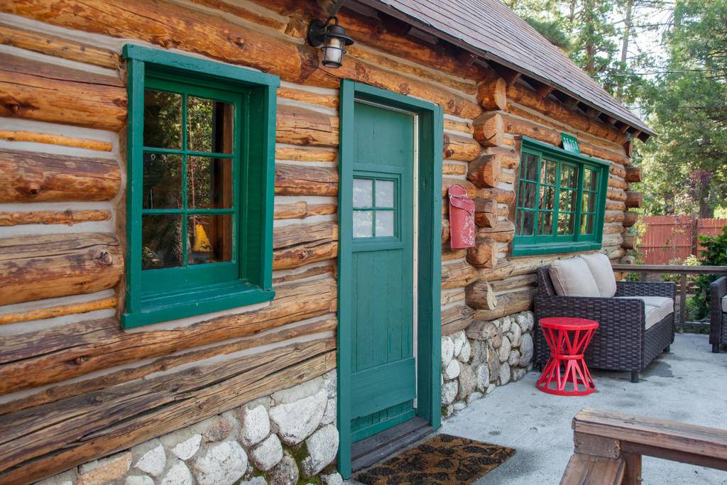Idyllwild, CA 92549,25750 Alderwood